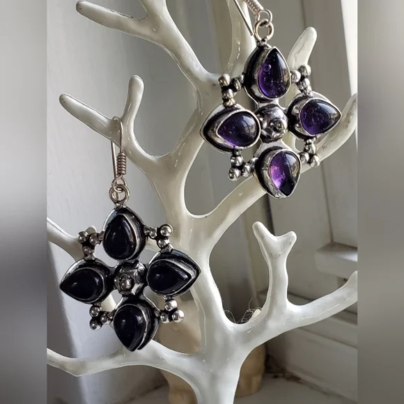 Earrings, new, huge amethysts set in 925 silver, handmade by Indian artisan. - Picture 4 of 4